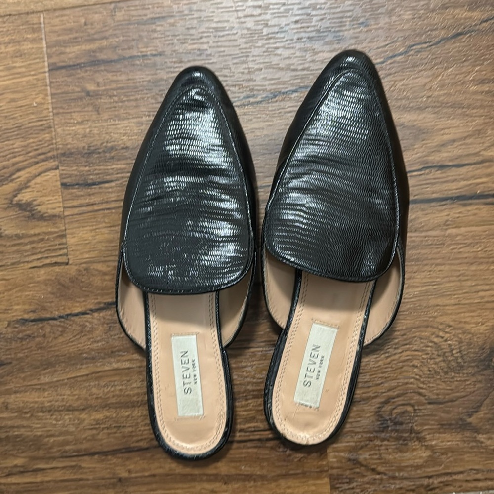 Steven by Steve Madden black pointed flat mules